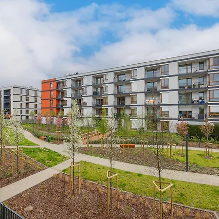 Apartment Wonderful Close To Paley And Medicover With Garden View Warschau