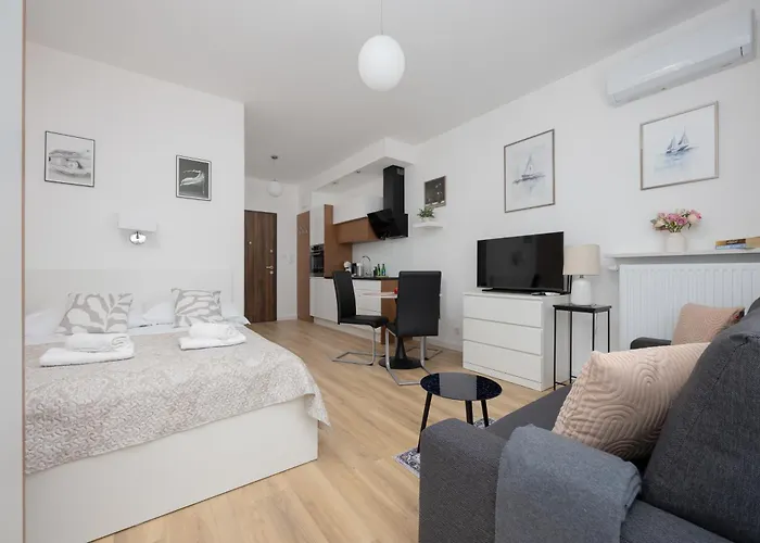 Wonderful Close To Paley And Medicover With Garden View Apartamento *